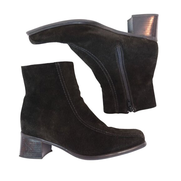 La Canadienne Black Suede Ankle Booties Size 8 - Picture 1 of 7
